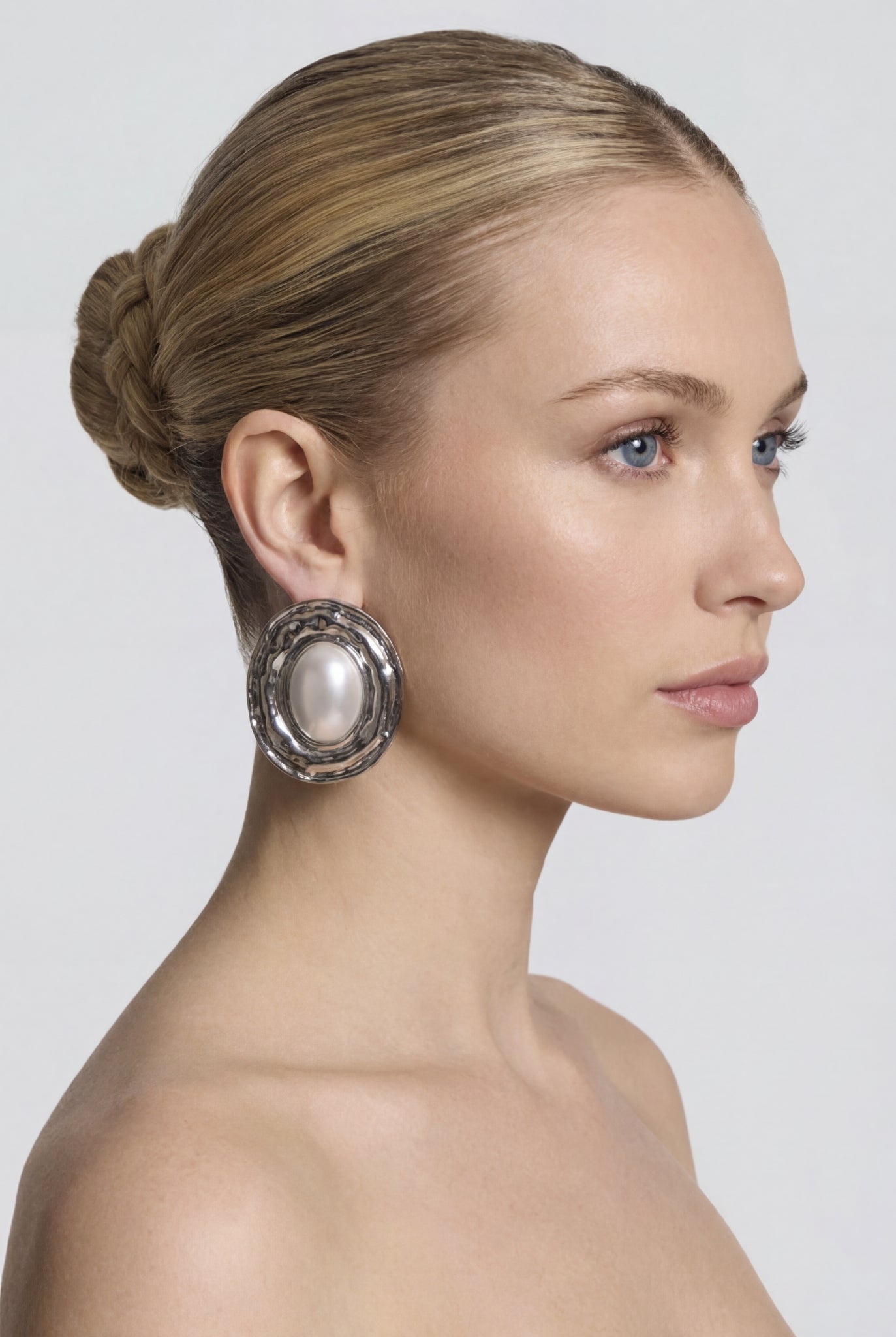 Roma Sculpted Pearl Statement Earrings Silver