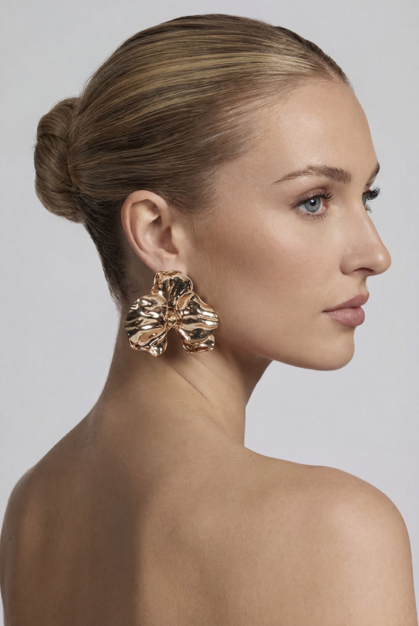 Orchidea Statement Earrings Gold